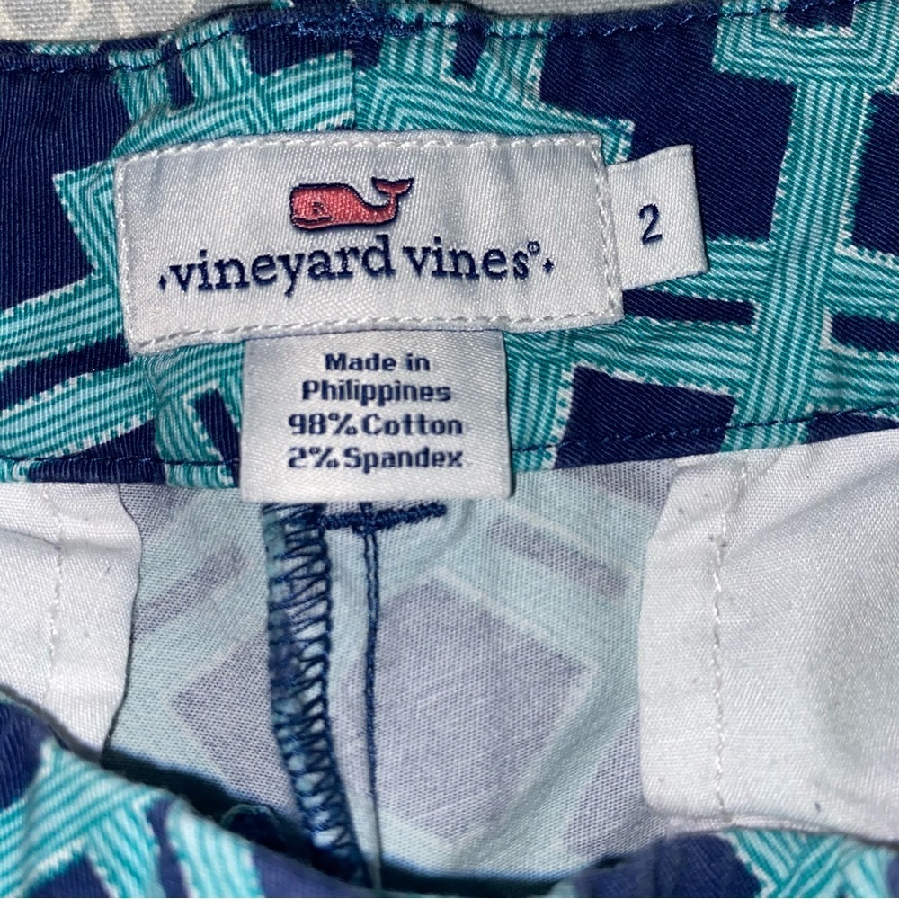 Vineyard Vines Teal lattice Geometric shorts size 2 - Picture 3 of 5